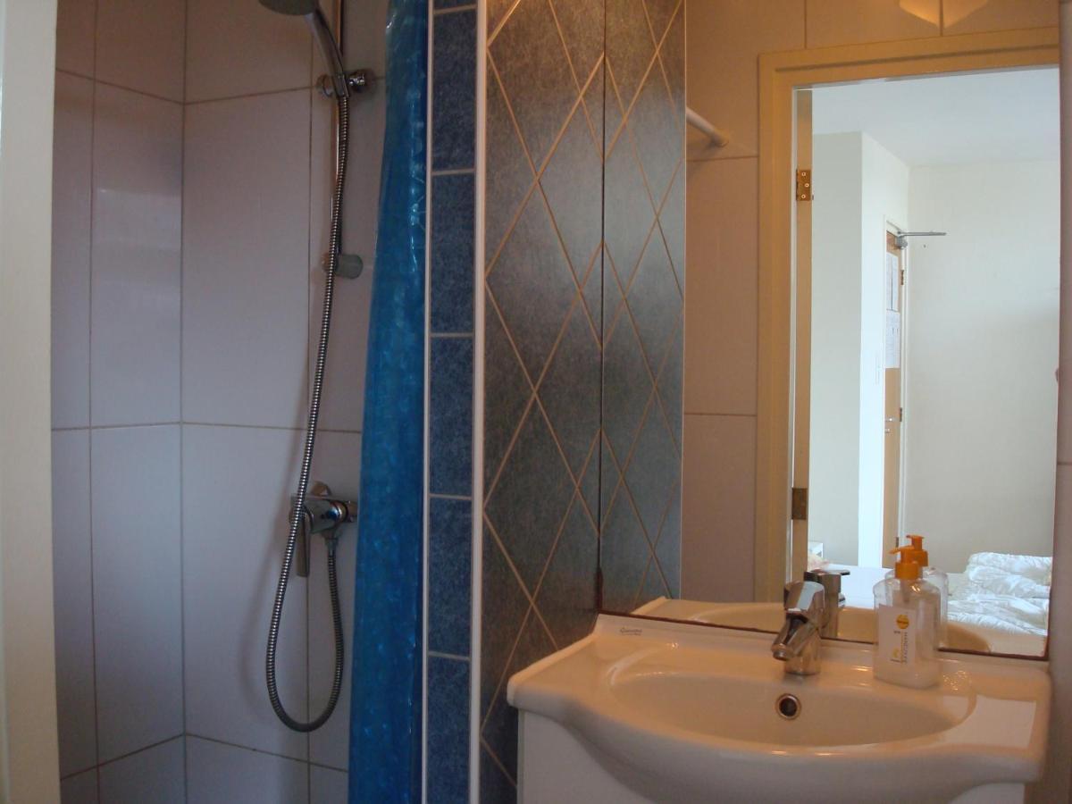 Hotel Rasch Bergen aan Zee Bagian luar foto