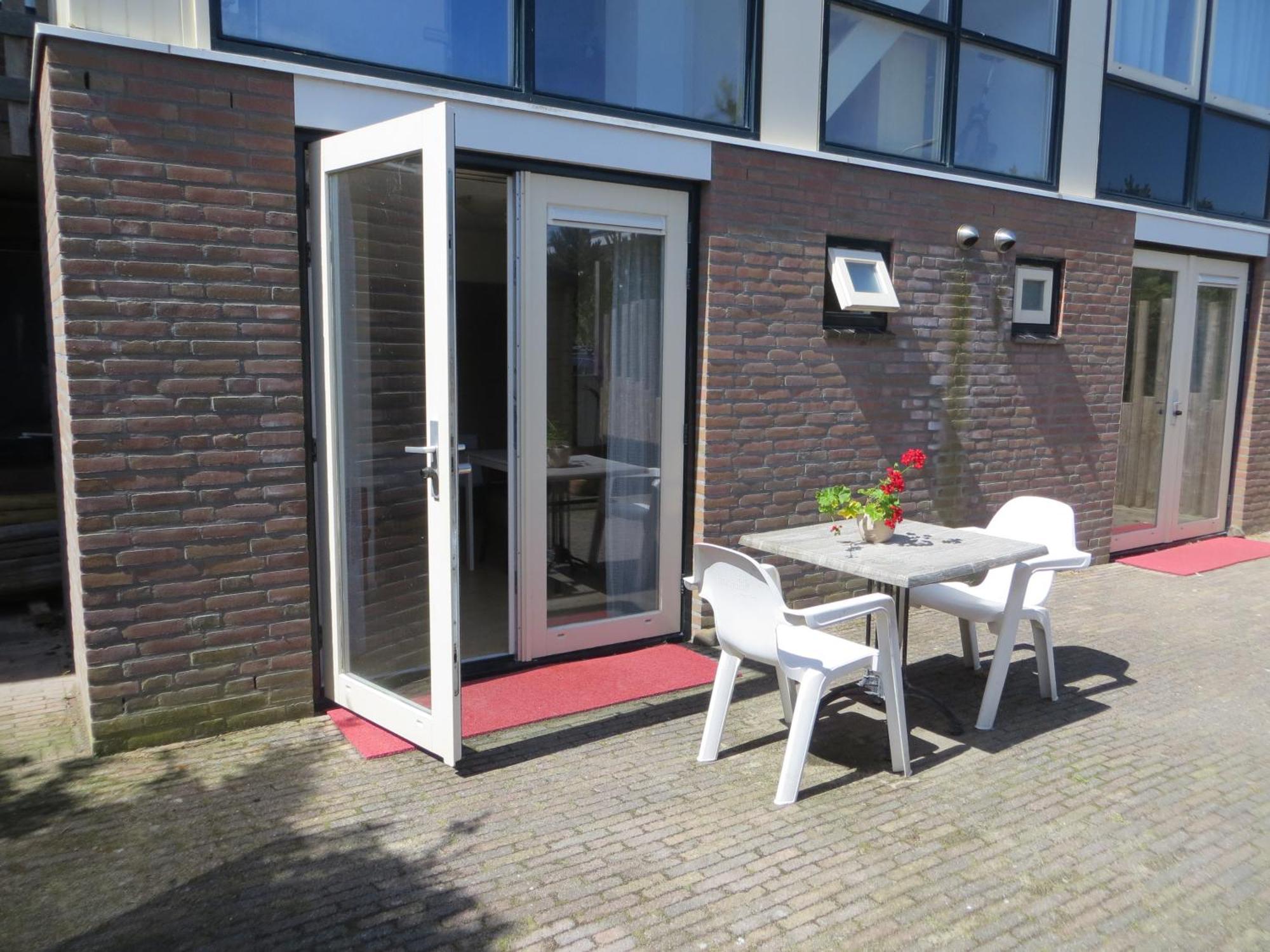 Hotel Rasch Bergen aan Zee Bagian luar foto