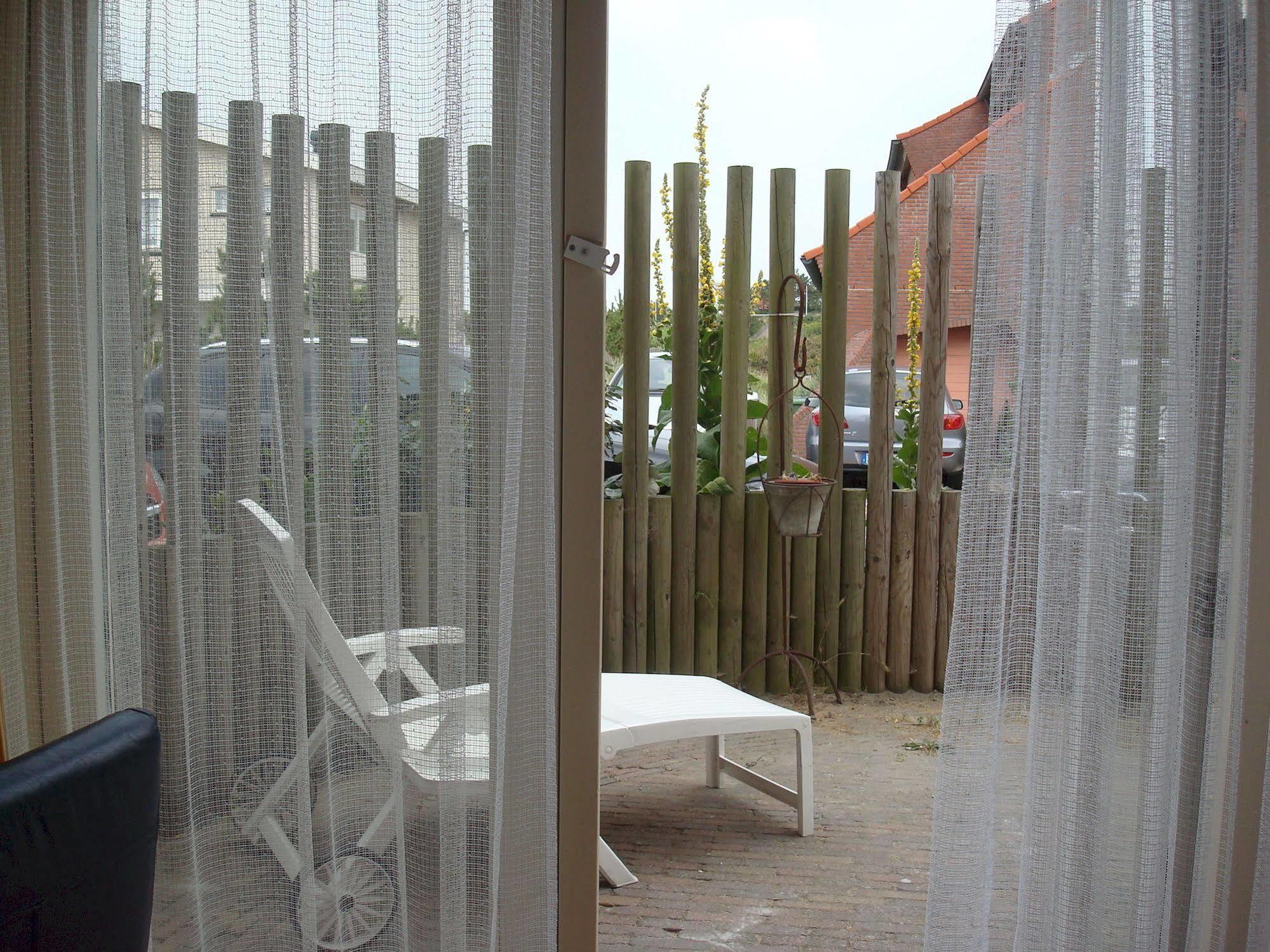 Hotel Rasch Bergen aan Zee Bagian luar foto