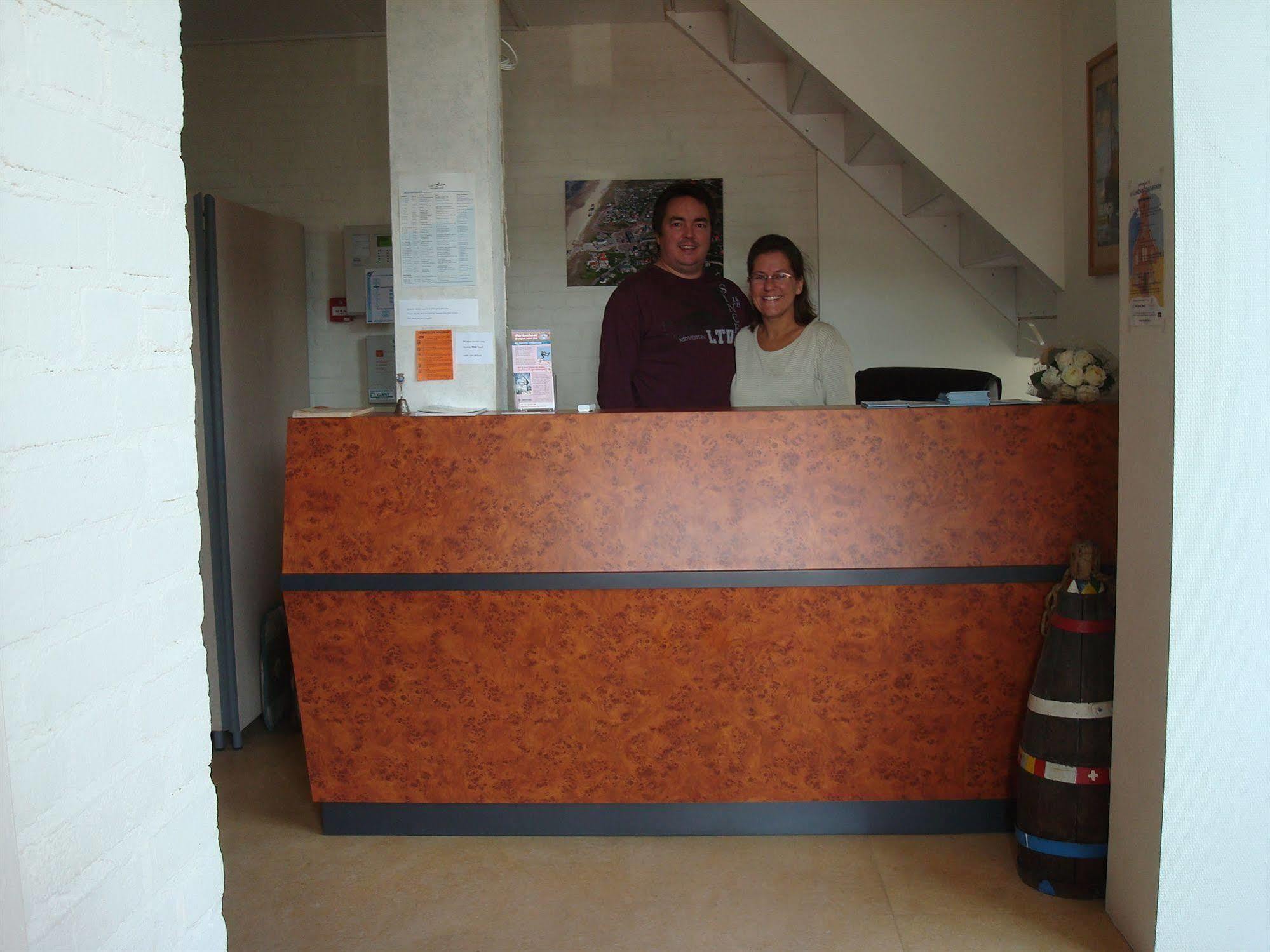 Hotel Rasch Bergen aan Zee Bagian luar foto